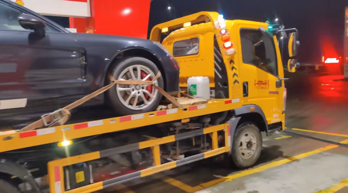 延庆行车途中遇到突发状况该如何呼叫道路救援？